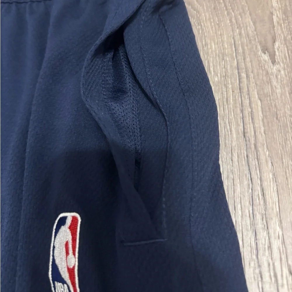 Philadelphia 76ers Men’s Nike NBA shorts - Picture 3 of 7